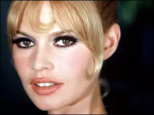 Brigitte Bardot, Kobieta, Aktorka