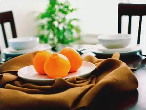 Pomarańcze, Stół, Nakrycie