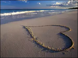 Morze, Serce na Plaży, Walentynki