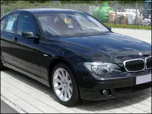 Granatowe, Sprzedaż, BMW 7, E65