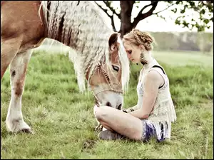 Przyjazń, Dziewczyna, Koń