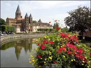 Le Monial, Rzeka, Burgundia, Kwiaty, Parey, Zamek