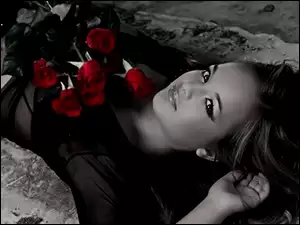 Kobieta, Róże, Spojrzenie, Czerwone