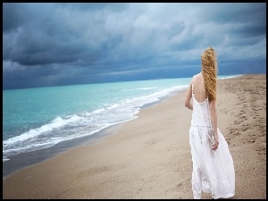 Plaża Chmury, Kobieta, Morze