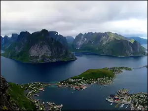 Norwegia, Góry, Lofoty, Morze