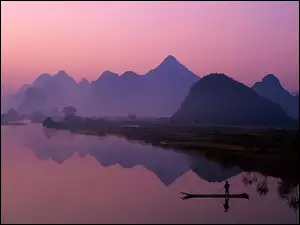 Góry, Chiny, Rzeka