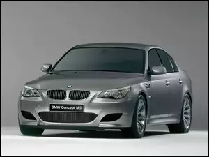 E60, BMW Seria M, BMW 5