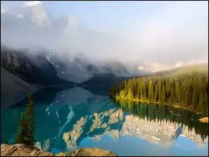 Mgła, Góry, Jezioro