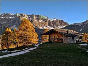 Dom, Jesień, Góry