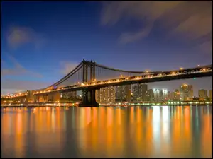 USA, Miasto, Brookliński, Rzeka, Most, Manhattan, Nowy Jork, Nocą