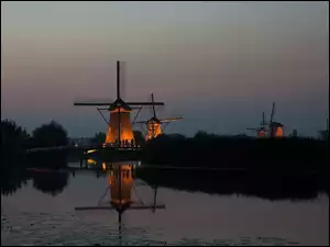 Holandia, Wiatraki, Rzeka, Most, Noc
