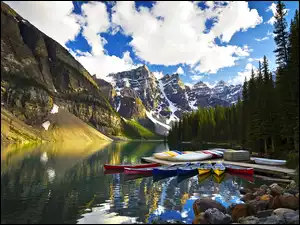 Park Narodowy Banff, Dolina Dziesięciu Szczytów - Valley of the Ten Peaks, Kanada, Łódki, Prowincja Alberta, Jezioro Moraine