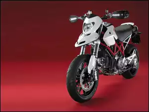 Białe, Ducati Hypermotard 1100