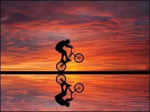 Odbicie, Rower, Zachód słońca