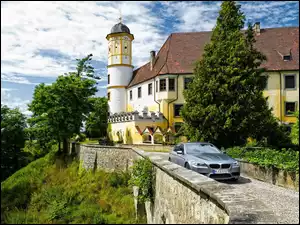 BMW, Klasztor, Samochód