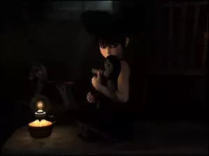 Przestraszona dziewczynka z lalką przy lampie naftowej