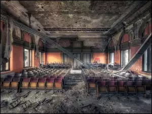 Teatr, Stary, Zniszczony