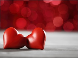 Dwa czerwone walentynkowe serca