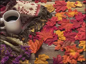 Dekoracja jesienna z kawą