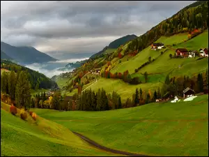 Panorama doliny Dolomitów