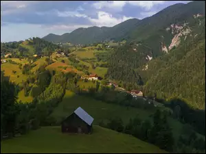 Domy, Góry Karpaty, Transylwania, Rumunia, Drzewa, Siedmiogród