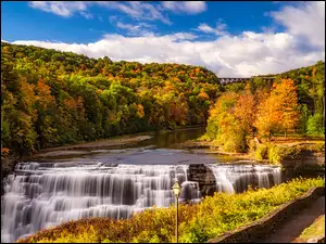 Rzeka, Jesień, Kolorowe, Latarnia, Wodospad, Drzewa