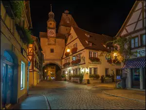 Ulica nocą w mieście Rothenburg