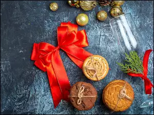 Dekoracja bożonarodzeniowa z ciasteczkami