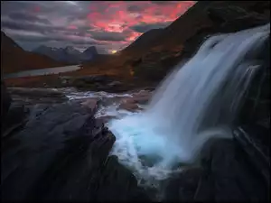 Góry, Wodospad, Rzeka, Norwegia, Wschód słońca, Romsdalen