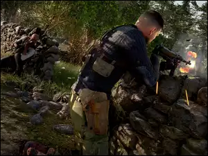 Snajperzy za kamiennym murem w grze Sniper Elite 5