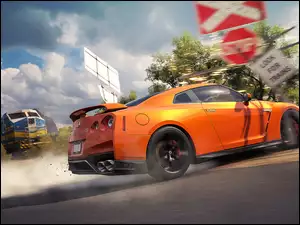 Nissan GT R z gry Forza Horizon 3 na przejeździe kolejowym