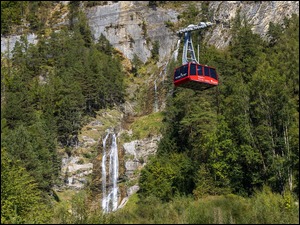 Kolejka linowa w Alpach Szwajcarskich