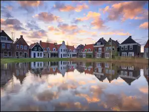 Domki letniskowe Oostmahorn nad wodą w Holandii