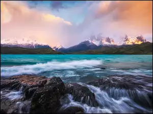 Cordillera del Paine, Jezioro, Chile, Góry, Patagonia, Park Narodowy Torres del Paine, Chmury