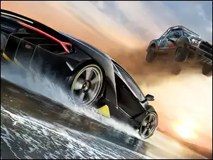 Scena wyścigu samochodów Lamborghini Centenario i Ford Raptor z gry Forza Horizon 3