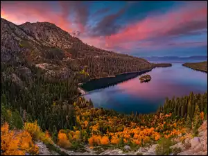Stany Zjednoczone, Drzewa, Chmury, Lasy, Tahoe Lake, Jezioro, Góry, Wyspa Fannette, Park Emerald Bay, Kalifornia