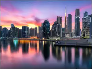 Zjednoczone Emiraty Arabskie, Drapacze chmur, Rzeka, Dubaj