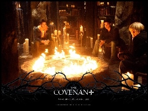 chłopacy, The Covenant, ogień, świece, księgi