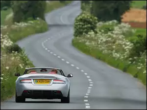 Aston Martin DBS Volante
, Jazda, Testowa