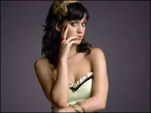 Katy Perry, Kokardka