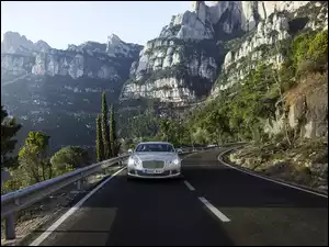 Droga, Bentley Continental GT, Górska