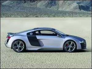 Srebrne, Audi R8