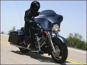 Boczne, Harley-Davidson Touring Street Glide, Kufry