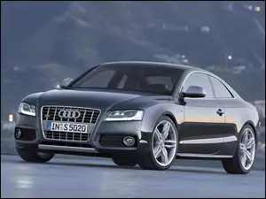 Audi A5, S-Line