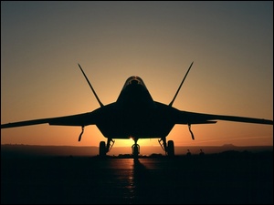 F-22 Raptor, Zachód słońca