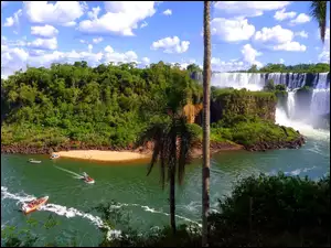 Chmury, Wodospady, Łódki, Iguazu, Drzewa