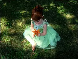 Dziewczynka, Kwiatek