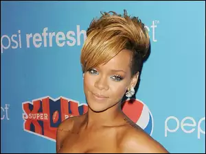 Robyn Rihanna Fenty, Piosenkarka, Amerykańska