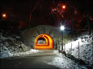 Zima, Światło, Droga, Tunel