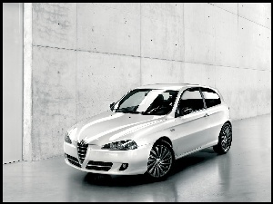 Biała, Garaż, Alfa Romeo, 147